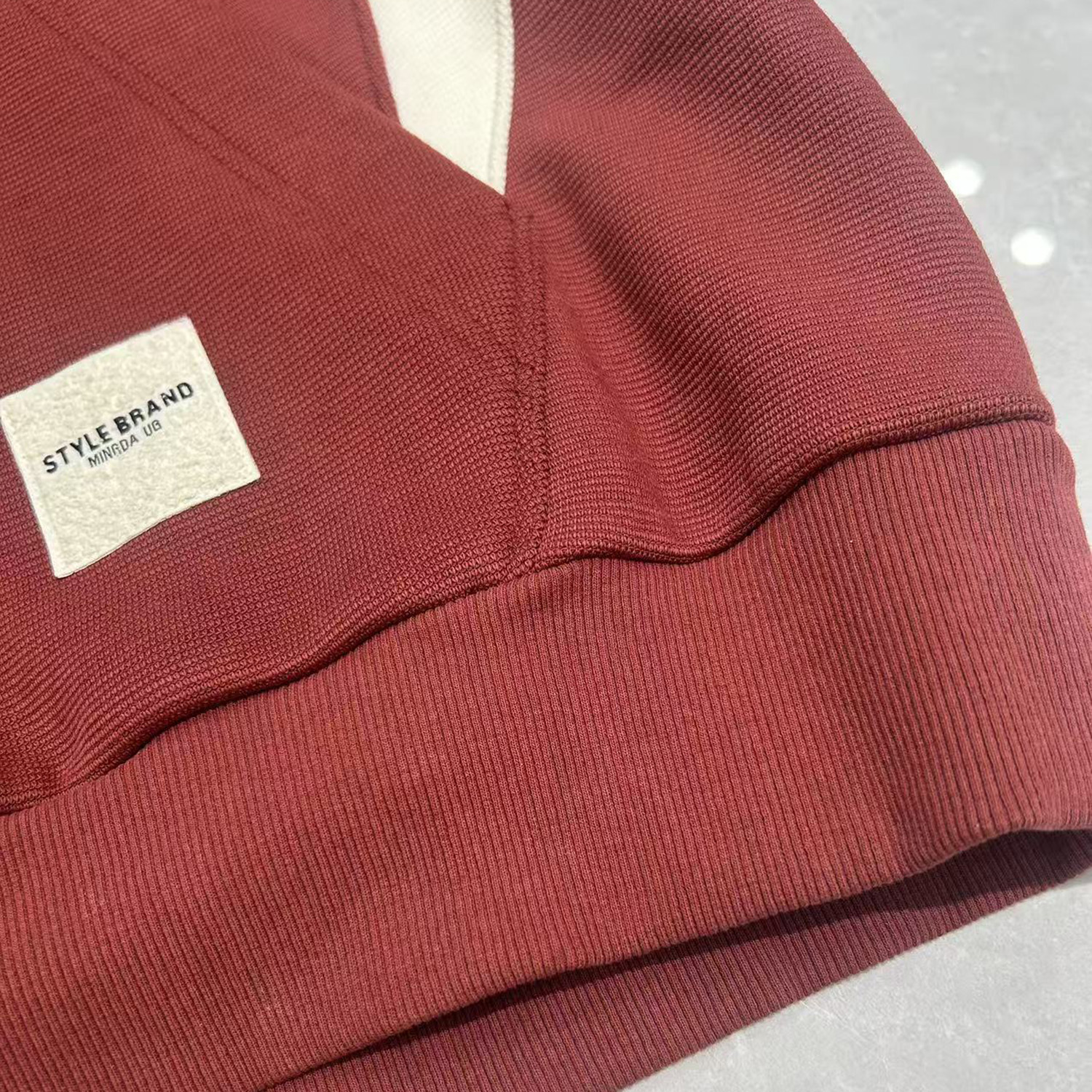 Sweats &agrave; capuche et sweat-shirts pour homme omaiga 522621