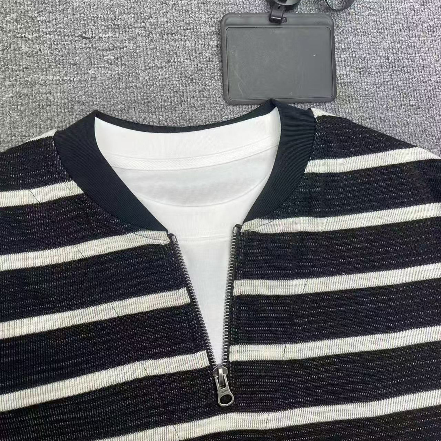 Sweat-shirt ray&eacute; deux pi&egrave;ces pour hommes Omaiga 466003
